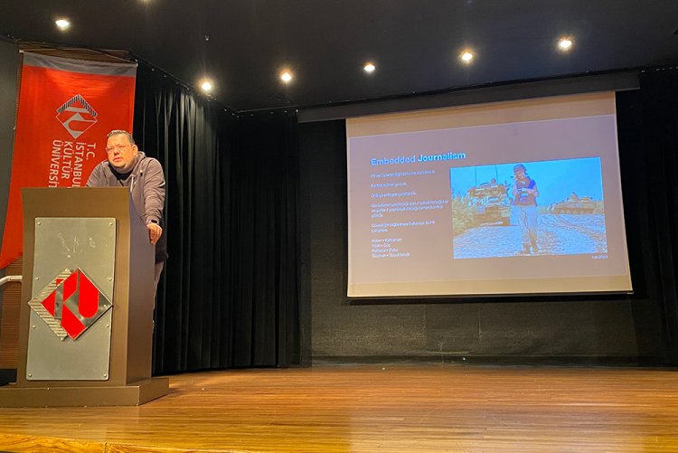 "Görüntünün Dili: Fotoğrafta Anlamın Peşinde"